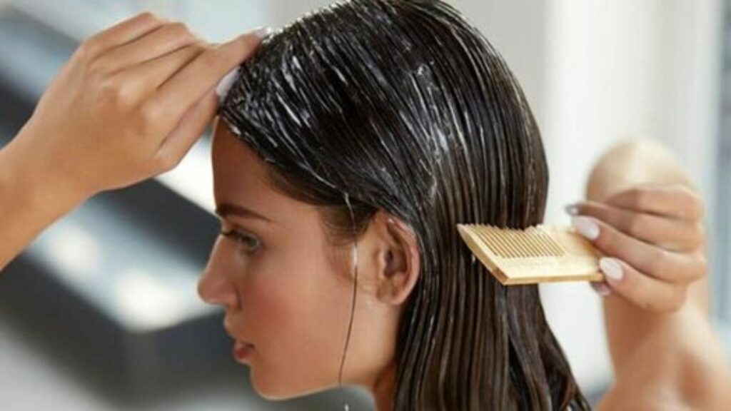 Routine capillaire pour faire pousser les cheveux en une semaine